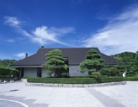 高岡市万葉歴史館