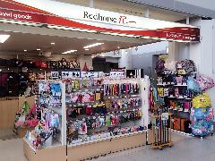 Red(horse国際線ターミナル店)