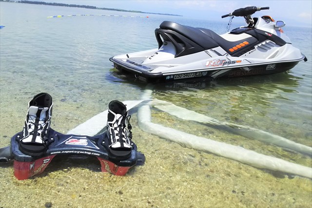 フライボード琵琶湖(白ひげビーチ店)の写真1