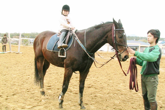 ライディングスクールスマイルフィールドの写真1