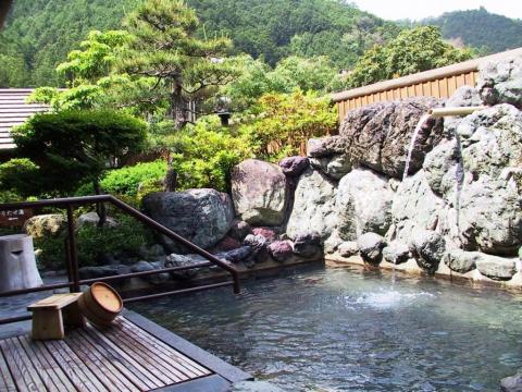 奥伊勢フォレストピア宮川山荘の写真1