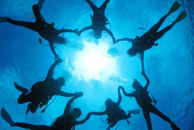 ダイビングスクールマレア沖縄・那覇店の写真1