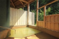 玄武温泉 ロッヂたちばな