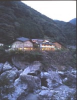 中津渓谷ゆの森