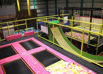 トランポリンパークMr.JUMP