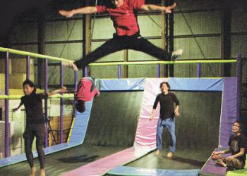 トランポリンパーク・トランポランド東京