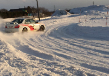 T×T GARAGE<侍> 雪上ドリフト