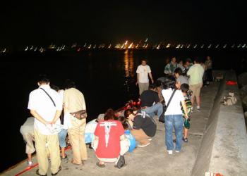 ウミホタル観察会