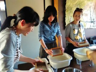 北の紙工房　紙びより