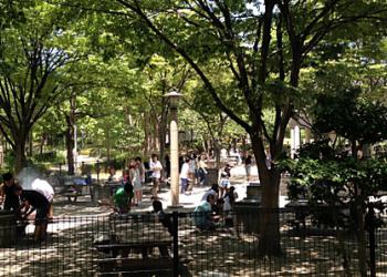 鶴見緑地バーベキュー場・キャンプ場