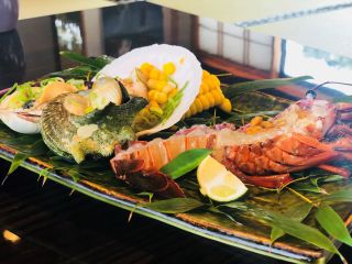 鳥羽料理　屋形船おきた