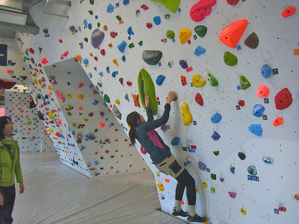 GRAVITY RESEARCH UMEDA