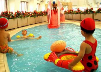 健康増進センター　わくわくどーむ　温水プール