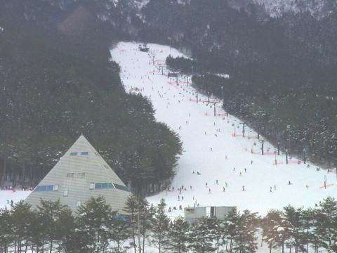 スノーリゾート猫山