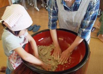 隠岐自然村　蕎麦打ち体験道場