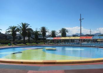 清水総合運動場水泳場の写真1