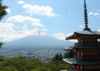 富士浅間神社の写真1