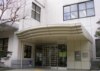 港南図書館の写真1