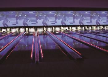 ラウンドワンスタジアム博多・半道橋店の写真1