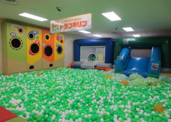 あそび王国ぴぃかぁぶぅ(つがる柏店)の写真1