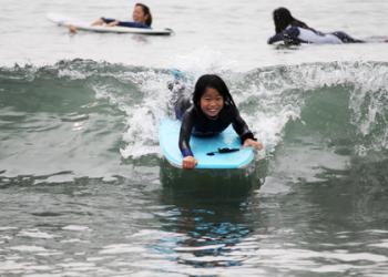 キッズ子供ボディボード体験スクールの写真1