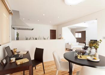 オークラホームガーデンズ知多長浦の写真1