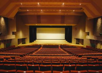 飯能市市民会館の写真1