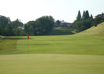 ウッドフレンズ森林公園ゴルフ場の写真1