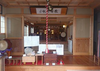 石動神社の写真1