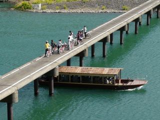 屋台船四万十の碧の写真1