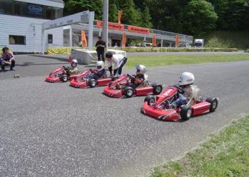 フォーミュランド・ラー飯能の写真1