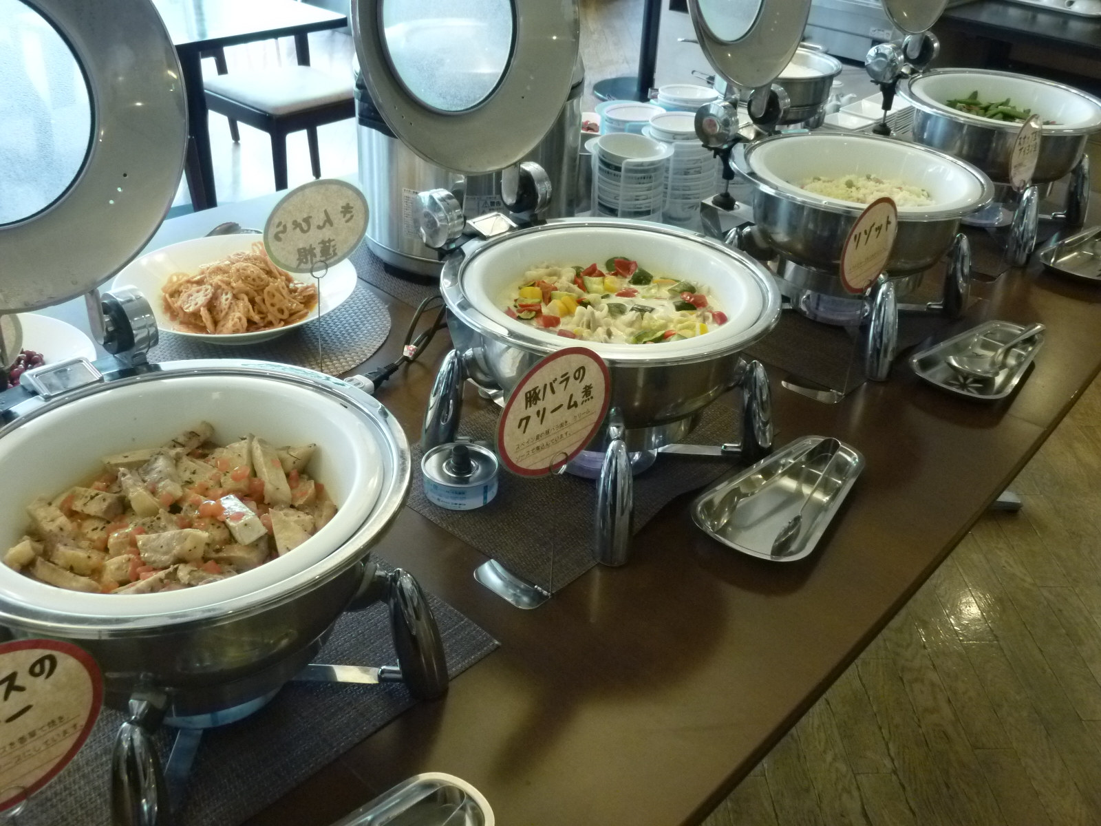 八百治博多ホテルの写真1