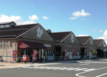 鳥取港海鮮市場かろいちの写真1