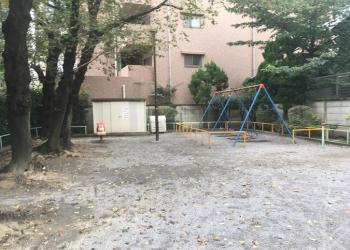 巣鴨四丁目児童遊園の写真1