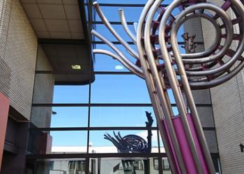 東村山市立中央公民館の写真1