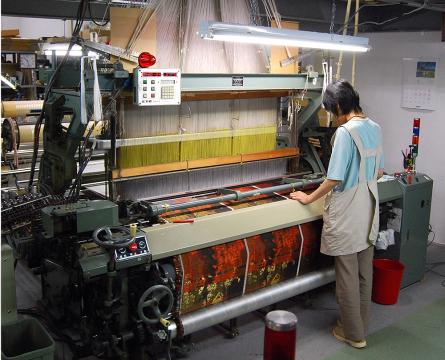 博多織工芸館の写真1