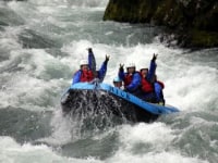 四国・吉野川ナイスラフティング