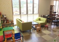 姫路にじいろサロン