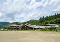 泊まれる学校　さる小