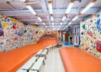 クライミングジムWEST(ROCK調布店)