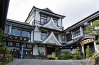 有田焼のデパート 丸兄