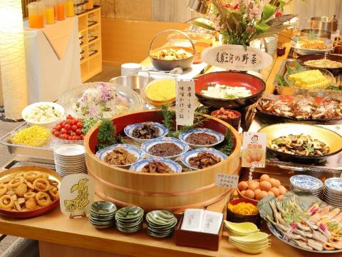 都心の天然温泉 名古屋クラウンホテルの写真1