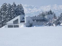 南魚沼市トミオカホワイト美術館の写真1