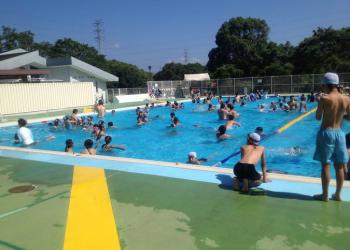 有吉公園水泳プールの写真1