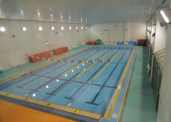 くにたち市民総合体育館　室内プールの写真1