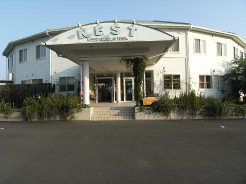 ネスト・ウエストガーデン土佐の写真1