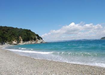 地ノ島海水浴場の写真1