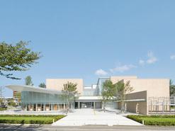 ほんぽーと 新潟市立中央図書館