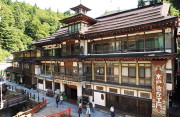 銀山温泉 能登屋旅館