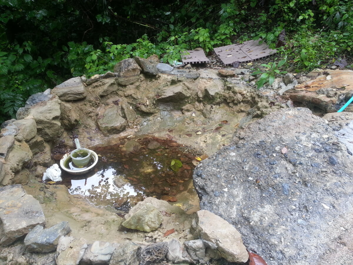 籠坊温泉 野湯の写真2